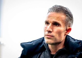 Feyenoord sacks Robin van Persie after 16 months in charge