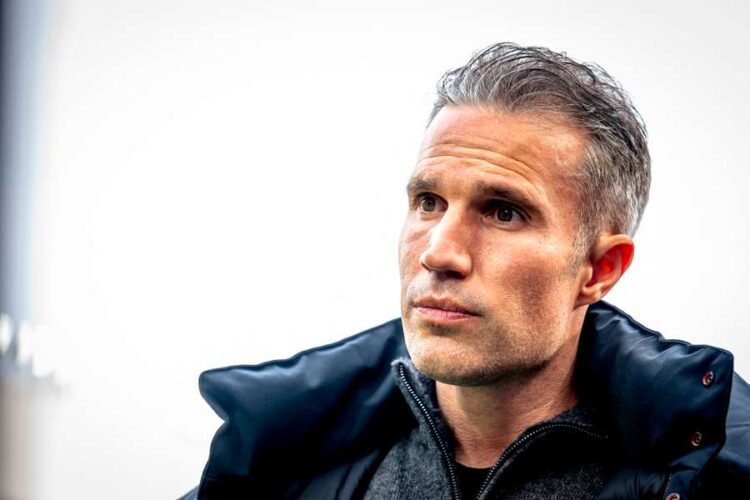 Feyenoord sacks Robin van Persie after 16 months in charge