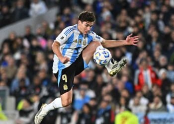 Barcelona expresses strong interest in Julian Alvarez despite Real Madrid’s failed swoop