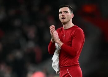 EPL: Tottenham sign Liverpool’s Robertson on free transfer
