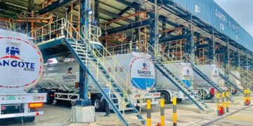 PMS: Dangote Refinery further reduces petrol price to N1,125 per litre