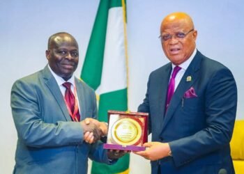 Gov. Eno congratulates UNIUYO new Vice-Chancellor, Prof. Chris Ekong