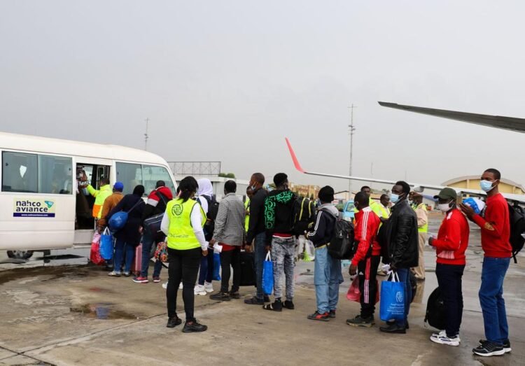 IOM receives 180 Nigerian migrants from Libya
