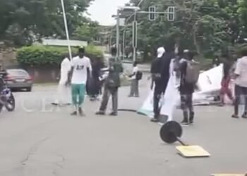 MTN Must Go! SA Must Go– Nigerian University Students Protest Xenophobic Attacks