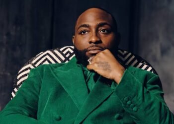 “I spend between $200,000 and $300,000 every month” – Davido
