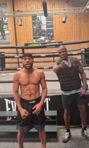Celebrity boxing: Charles Okocha trains with heavyweight champion Dubois ahead of Portable rematch
