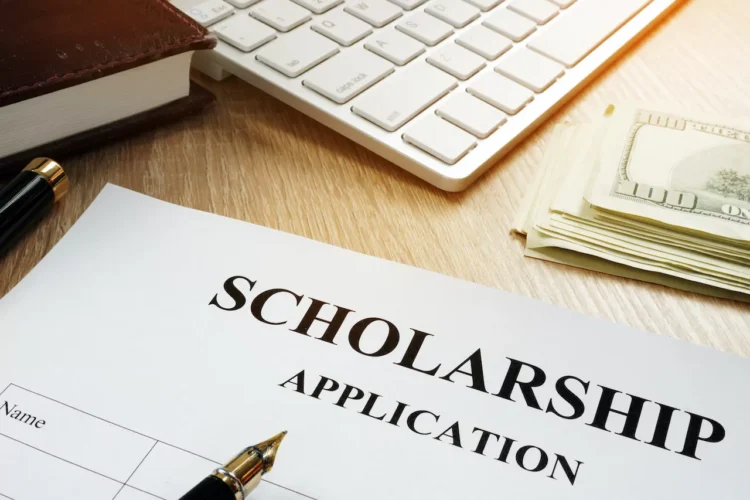 10 Fully Funded Scholarships for Science Students to Study Abroad in 2026