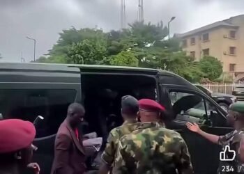 Oyo Abduction: Military hands over rescued teachers, pupils to State Government [Video]