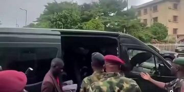 Oyo Abduction: Military hands over rescued teachers, pupils to State Government [Video]