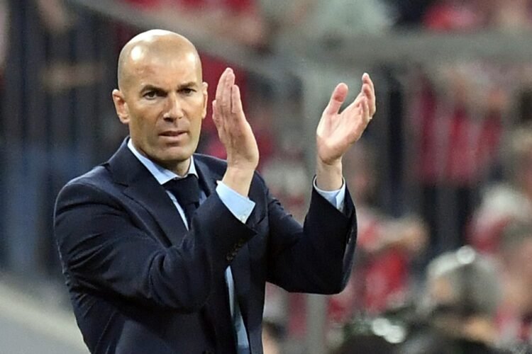 France officially announces Zidane as new national team coach