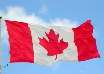 Canada expands online passport renewal to all eligible adults