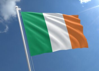 Ireland allows foreigners travel with expired residence cards until Aug 31