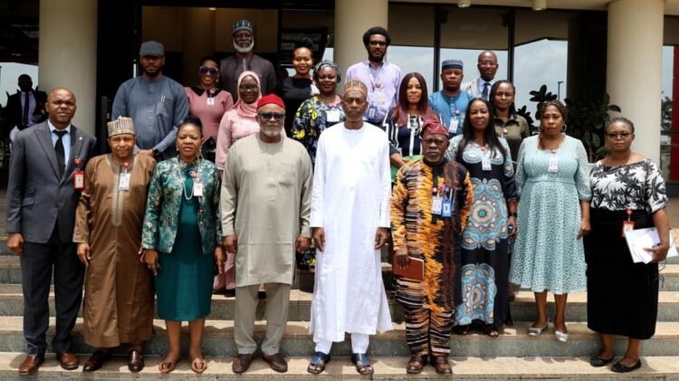 Nigerian Press Council Seeks Involvement in EFCC’s Anti-Corruption Fight