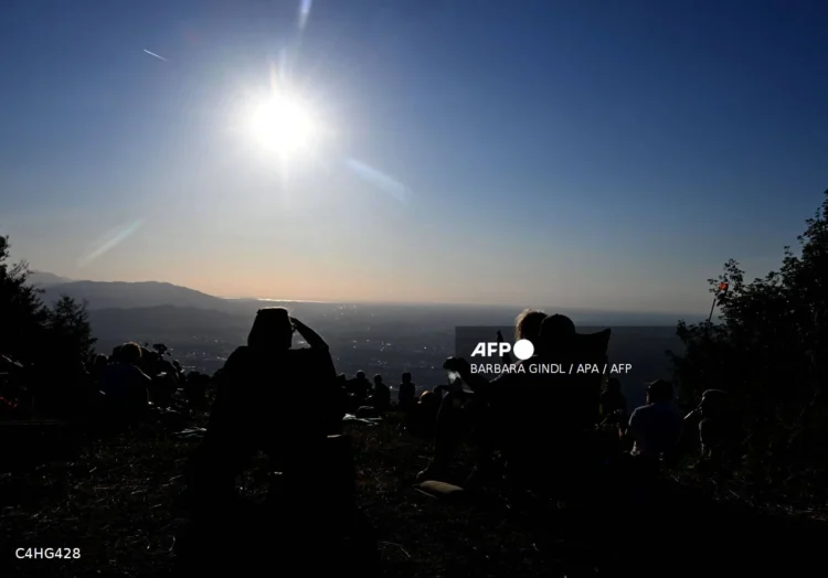 Solar eclipse begins across UK, Europe