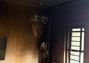 Woman allegedly threatens boyfriend with knife, sets their rented apartment on fire after accusing him of cheating in Abuja