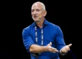 Jeff Bezos to Sell Up to $4.1bn in Amazon Shares