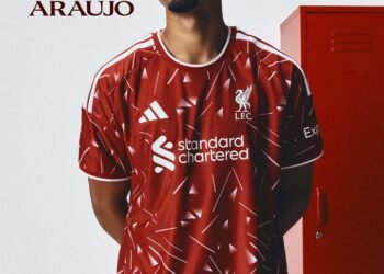 Liverpool announces loan signing of Ronald Araujo from Barcelona