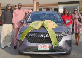 inDrive rewards ‘Super Mum’ driver with brand new car