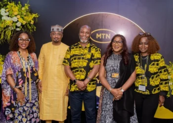 MTN Nigeria launches Y’ello Street Museum with Iconic Falomo bridge