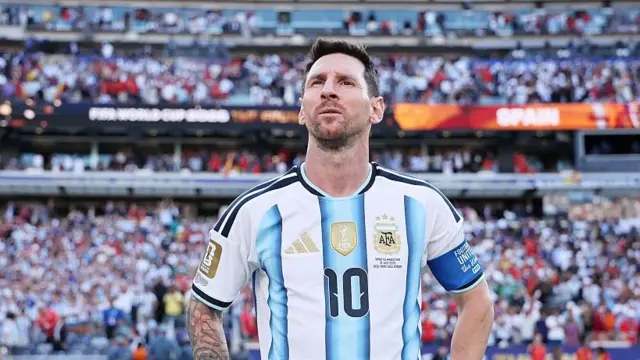 Lionel Messi announces his retirement from international football at 39