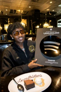 Tempoe earns spotify billion streams plaque for love Nwantiti