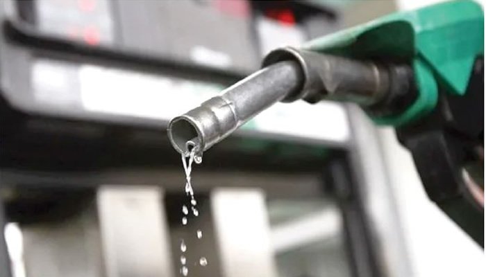 BREAKING: Petrol to sell at N1,400 per litre as Dangote Refinery defends and set new price