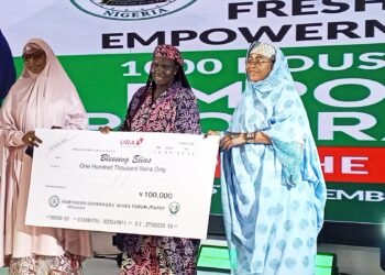 Wife of Adamawa governor empowers 1,200 vulnerable with N20m, other items