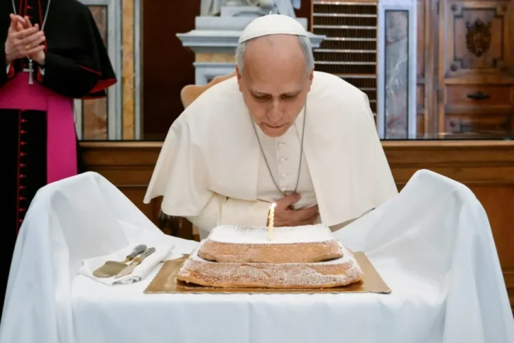 Pope restores salaries of Vatican senior officials cut during COVID-19