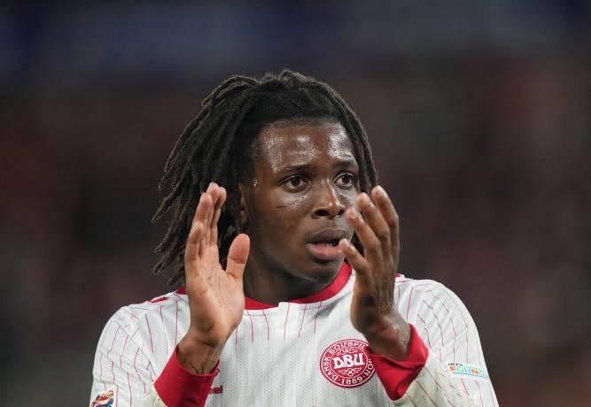 Dorgu Returns to Manchester United Injured as Fernandes Nears Portugal Return
