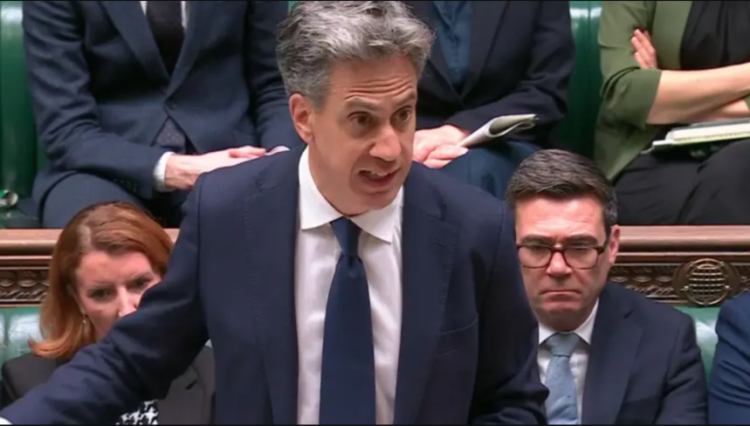 UK Sanctions Israeli Settlements, Bans Imports From West Bank