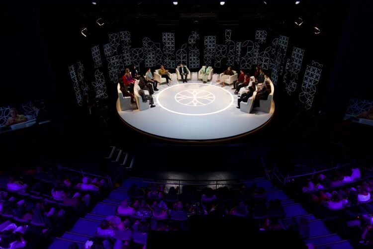 Doha Debates holds Toronto town hall on football, money and fandom
