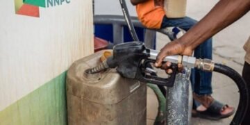 Workers set October strike over petrol price hike