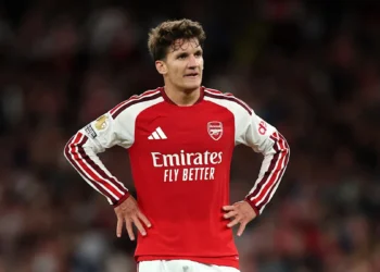 Arsenal sweats over Tzolis injury concern ahead of Leeds clash