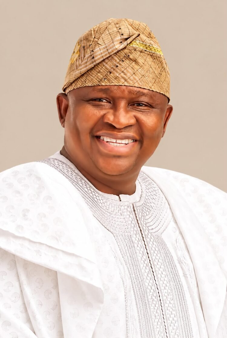 World Teachers’ Day: Senator Adeola celebrates Ogun Teachers, pledges improved welfare, conducive teaching environment