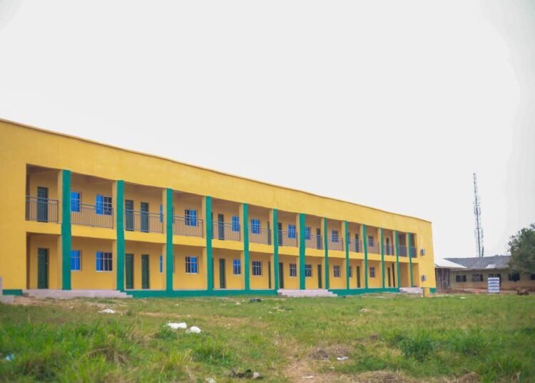 Senator Adeola delivers 12-classroom block, ICT Centre in Ogun State
