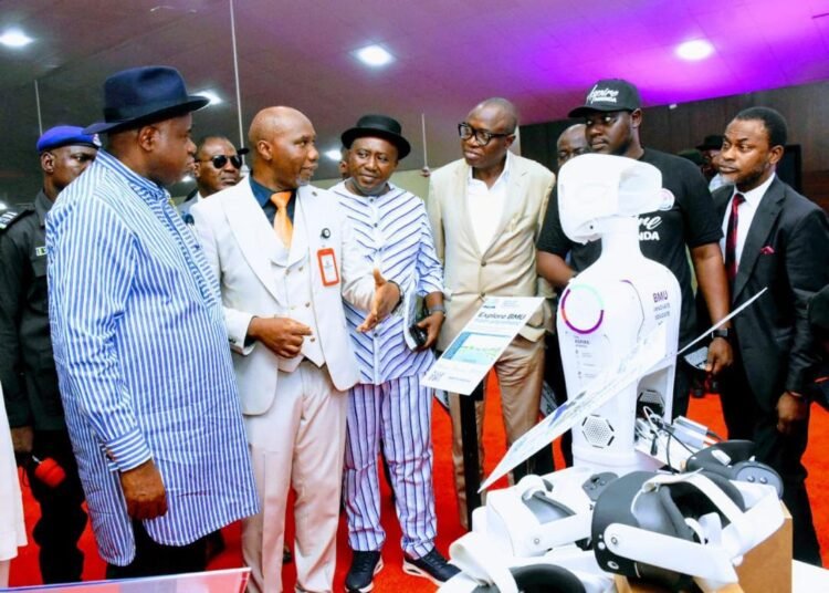 Diri unveils AI robotic tutors in Bayelsa Medical University