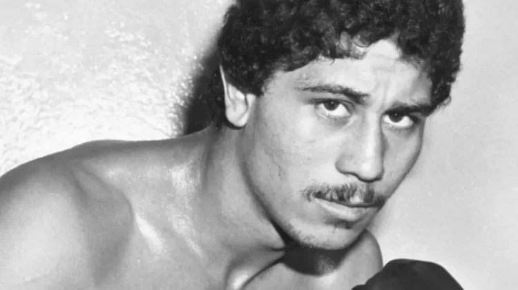 Boxing legend Bazooka Gomez dies at 69