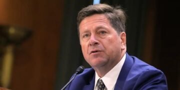 Trump appoints Jay Clayton to lead new AI task force team
