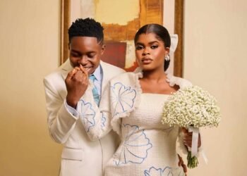 How my wife caught me masturbating – Peller
