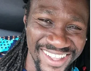 Man extradited to UK over killing of Nigerian, another