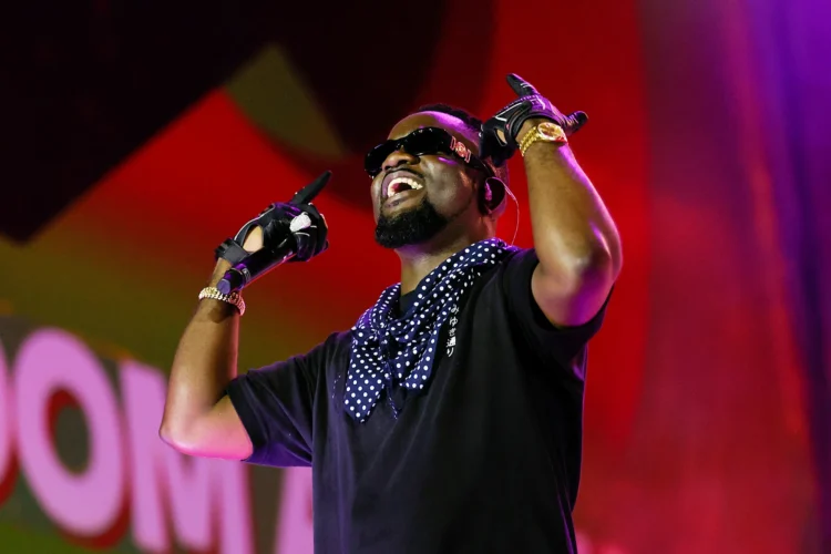 How Billionaires fund Nigerian artists – Sarkodie